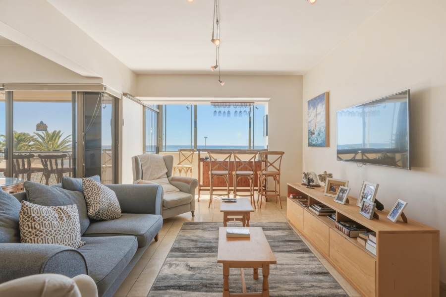 3 Bedroom Property for Sale in Sea Point Western Cape